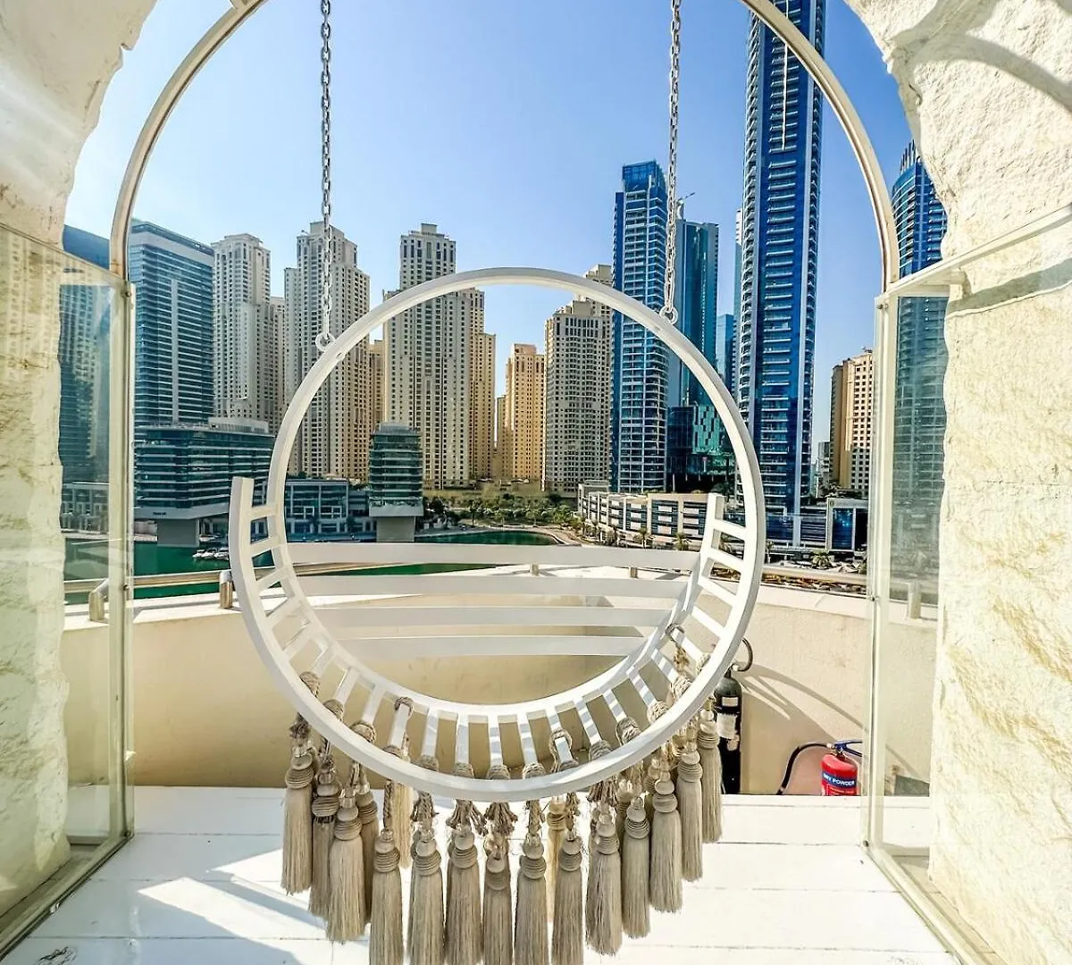 Studio On The 30Th Floor With Stunning Marina View Dubai Apartment