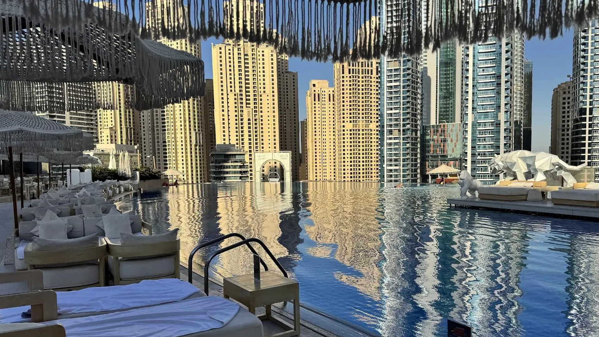 Studio On The 30Th Floor With Stunning Marina View Dubai United Arab Emirates